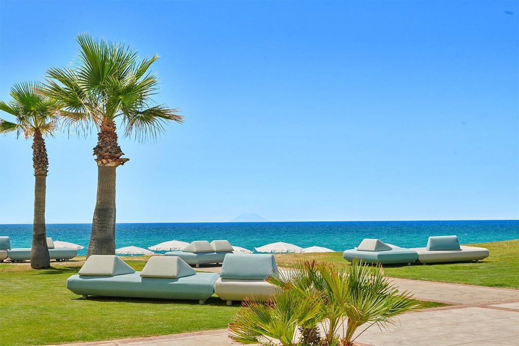 ✅ Beach Resorts in Italy - Our list of the best Beach Resort & Hotels in Italy, so you can plan your barefoot summer in good time