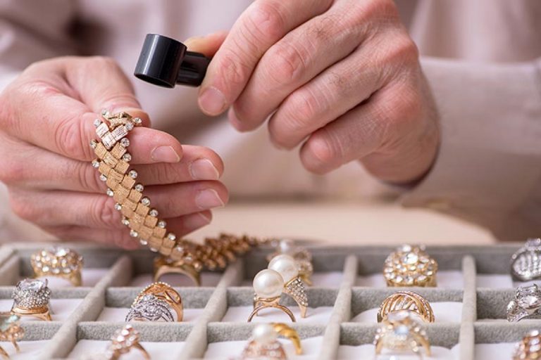 Italian Jewelry - A Rich History of Tradition and Elegance