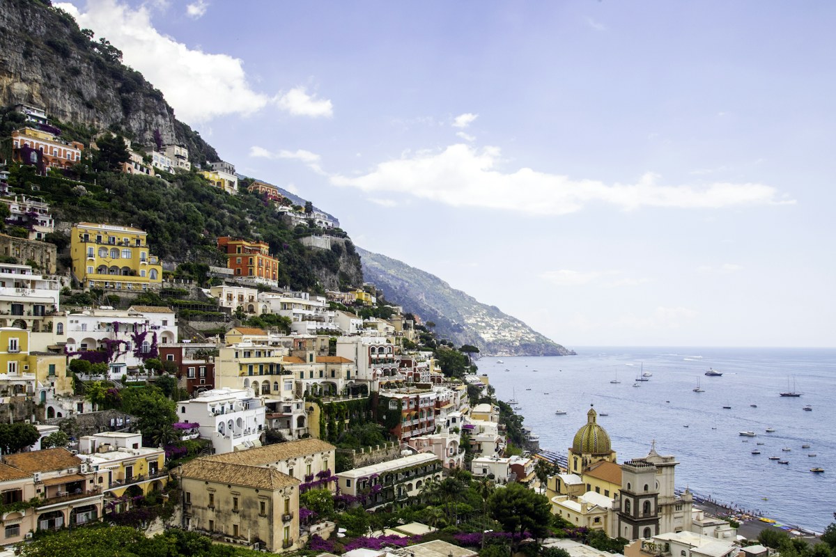 Colorful houses of Positano above the sea on an Amalfi Coast itinerary