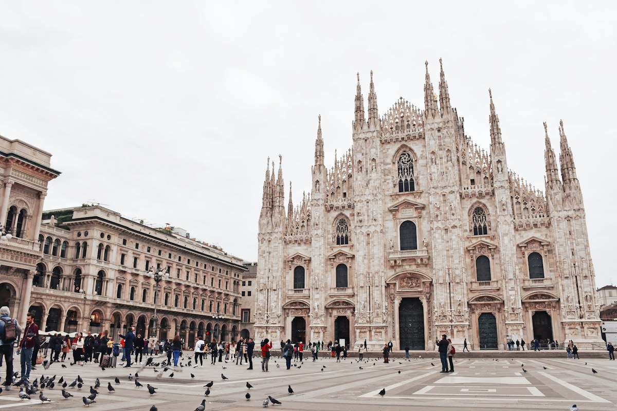 Milan Cathedral facade, a highlight of the best tours in Milan