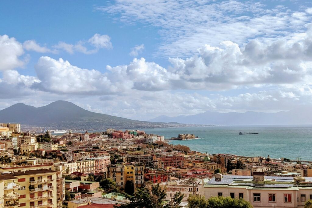 Christmas in Naples: the city and its waterfront