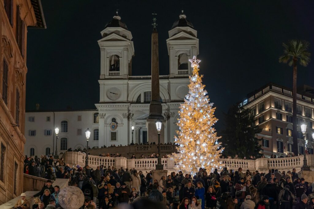 Epiphany in Italy: a Christmas tree in front of a church in Rome
