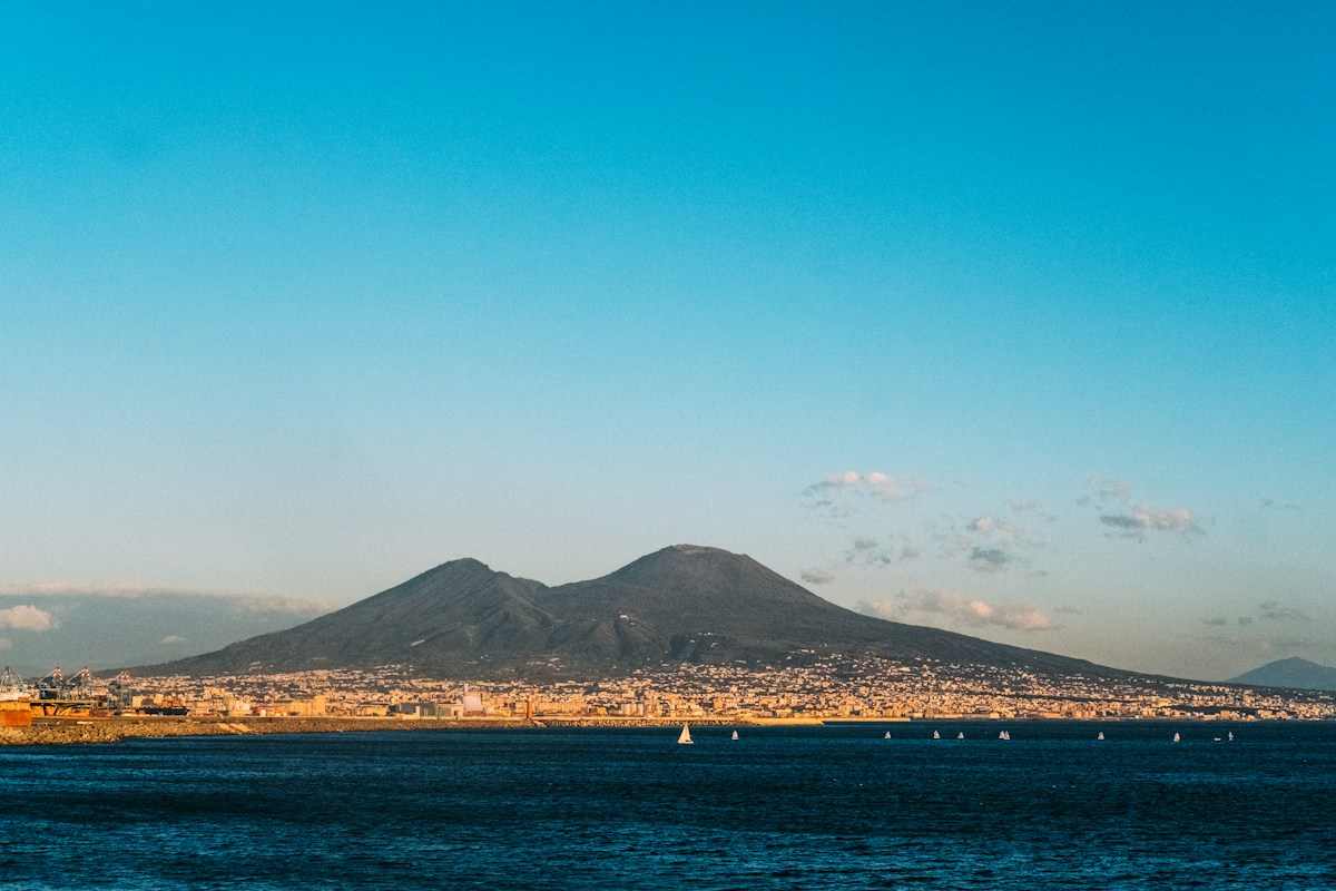 The Bay of Naples with Mount Vesuvius, the backdrop to a Naples itinerary