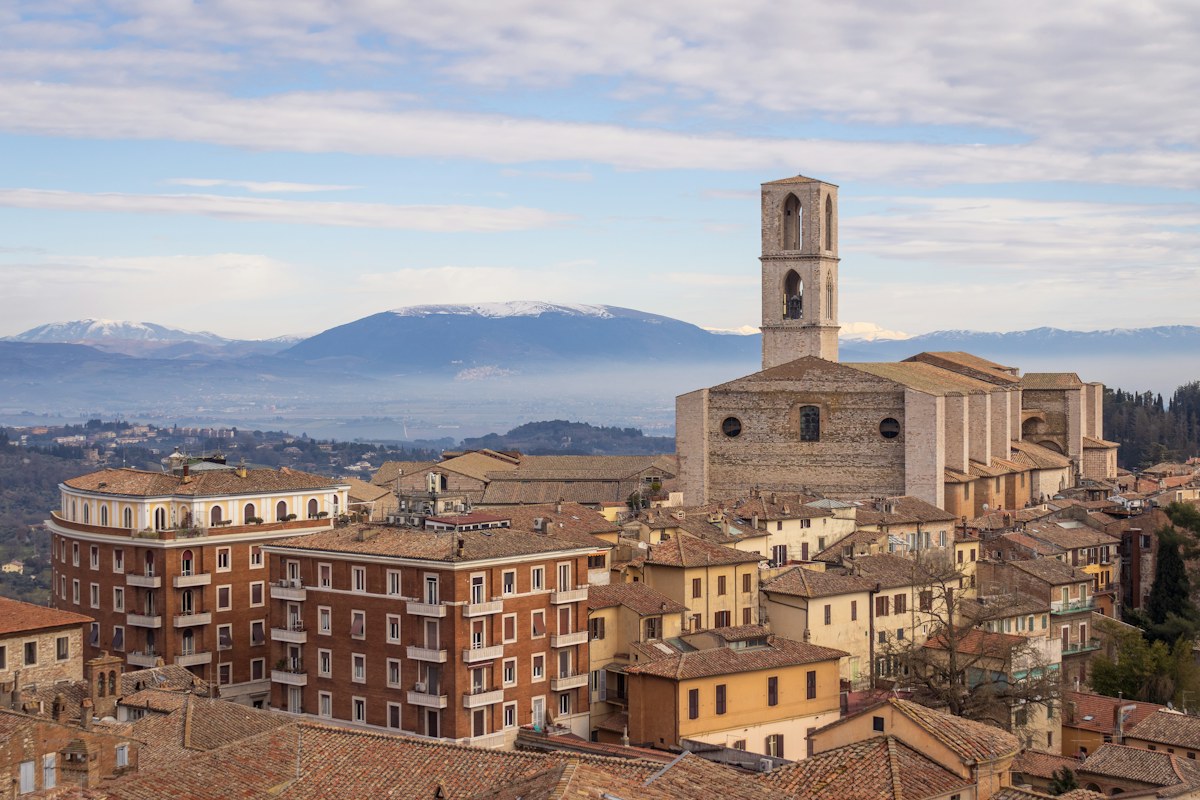 Things to do in Perugia: the cathedral and bell tower above the old town